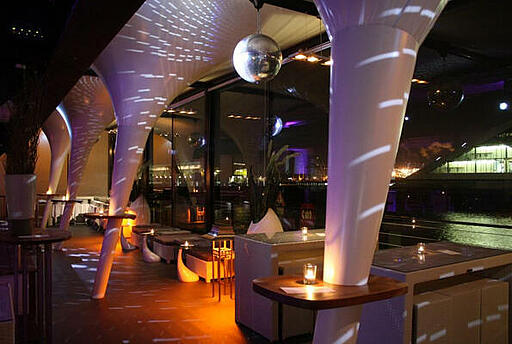 Innenraum der Eventlocation Am Kai Innenraum der Eventlocation Am Kai