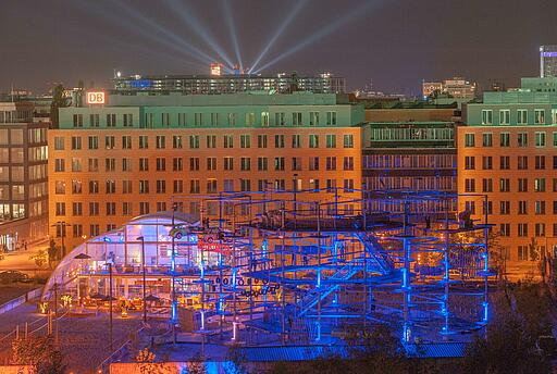 Festival of Lights in der Beachbar Mitte Festival of Lights mit vielen Projektionen in der Beachbar Mitte