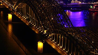 Aussicht vom KölnSKY über Köln Aussicht vom KölnSKY über Köln