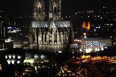 Aussicht vom KölnSKY auf den Dom Aussicht vom KölnSKY auf den Dom