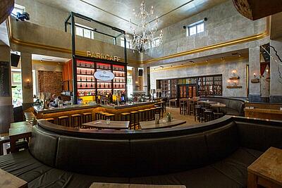 Innenansicht des Park Cafés in München Innenansicht des Park Cafés in München