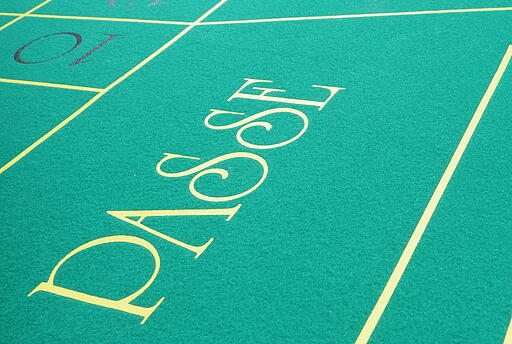 Tableau Ausschnitt mit Passe Tableau Ausschnitt des kleinen Roulette-Tisches mit dem Feld Passe